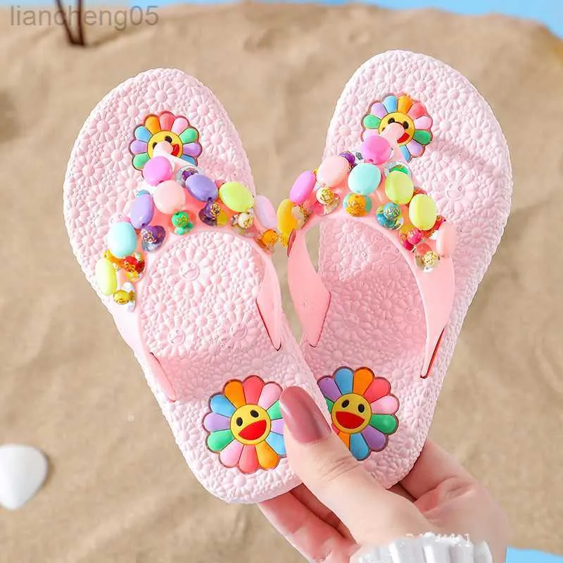 Pantoufle Enfants Pantoufles pour Filles Tournesol Tongs Été Bébé PVC Doux Antidérapant Enfants Plage Chaussures Talons Plats Mignon Toddler Sandales W0217