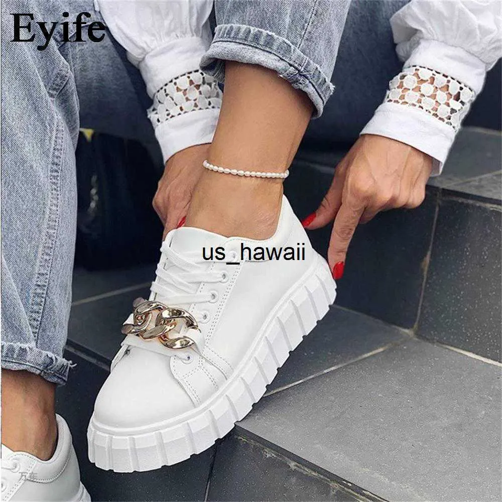 Dress Buty Trendy Sneakers Autumn Nowe okrągłe palce damskie koronkowe buty z łańcuchem kobiet z biegiem sportów sporty 0217v23