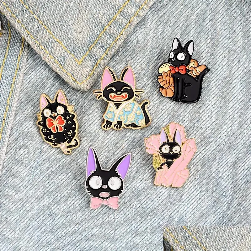 Accessoires de dessin animé Black Cat Jiji Épingles En Émail Film Broches Badge Animal Personnalisé Pour Sac Chapeau Vêtements Épinglette Collier Bijoux Cadeau Dhjce