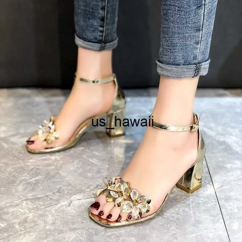 Slippers Slippers Crystal Sandals with Low Heels Women 2023 Summer Shoes Open Toe Chunky Gold Sliver 0217V23