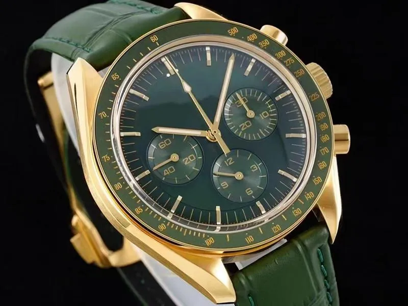 Leisure mechanical watch yellow gold dial 42mm surface dark green automatic winding high quality movement deep water waterproof lunar watch