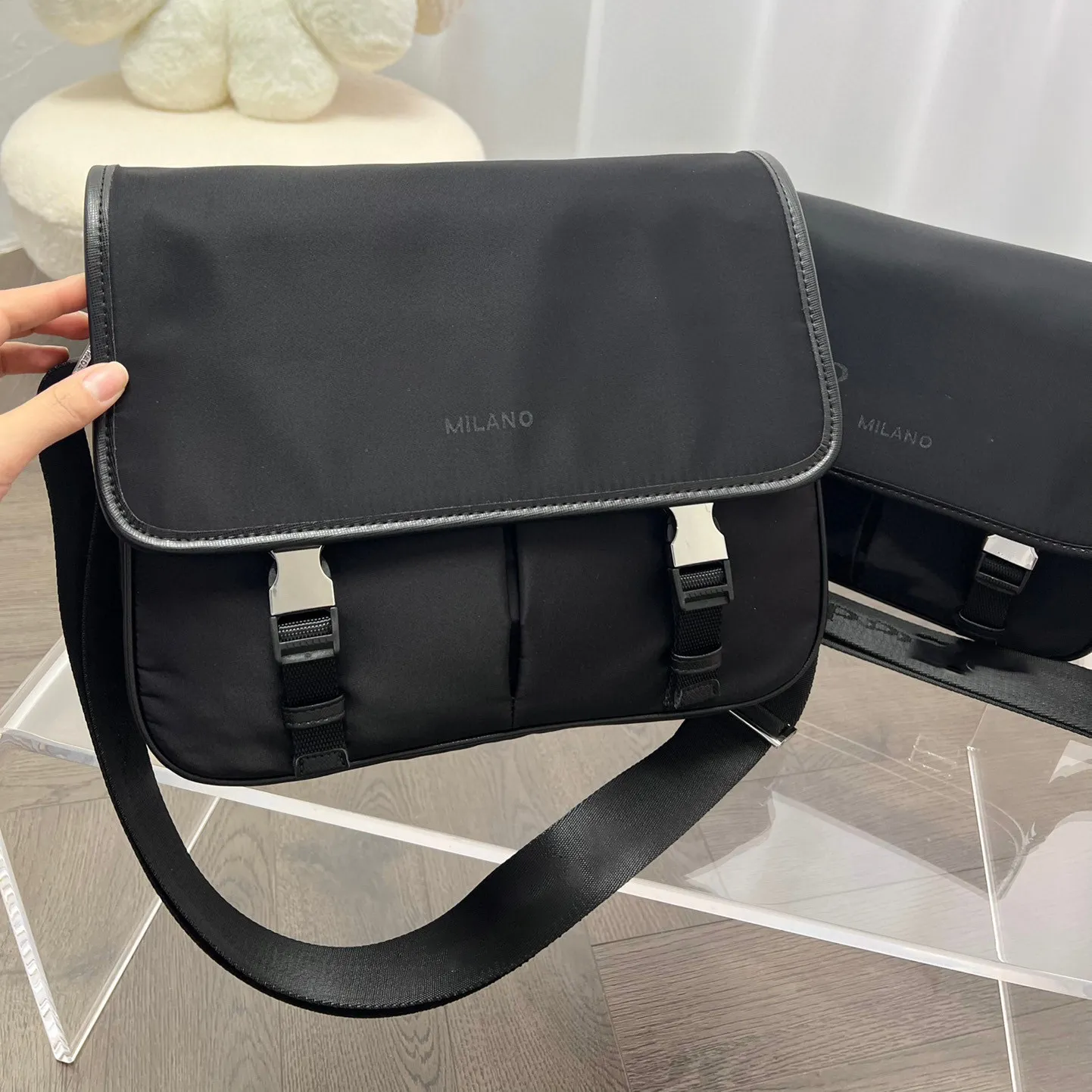 Designer Männer Frauen Messengerbeutel Neue Leinwand Cross-Body-Tasche Nylon Umhängetasche Schwarze Geldbörse Laptop Umhängetasche Clutch-Geldbörse