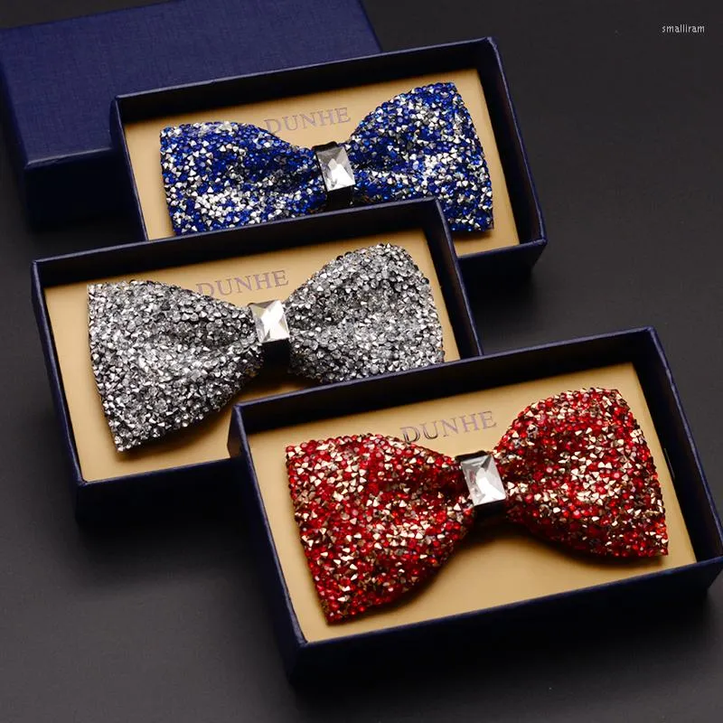 Laço amarra 2023 Moda de casamento masculino Double Fabric Rhinestone Bowtie Club Banquet Anniversary Butterfly Tie With Gift Box