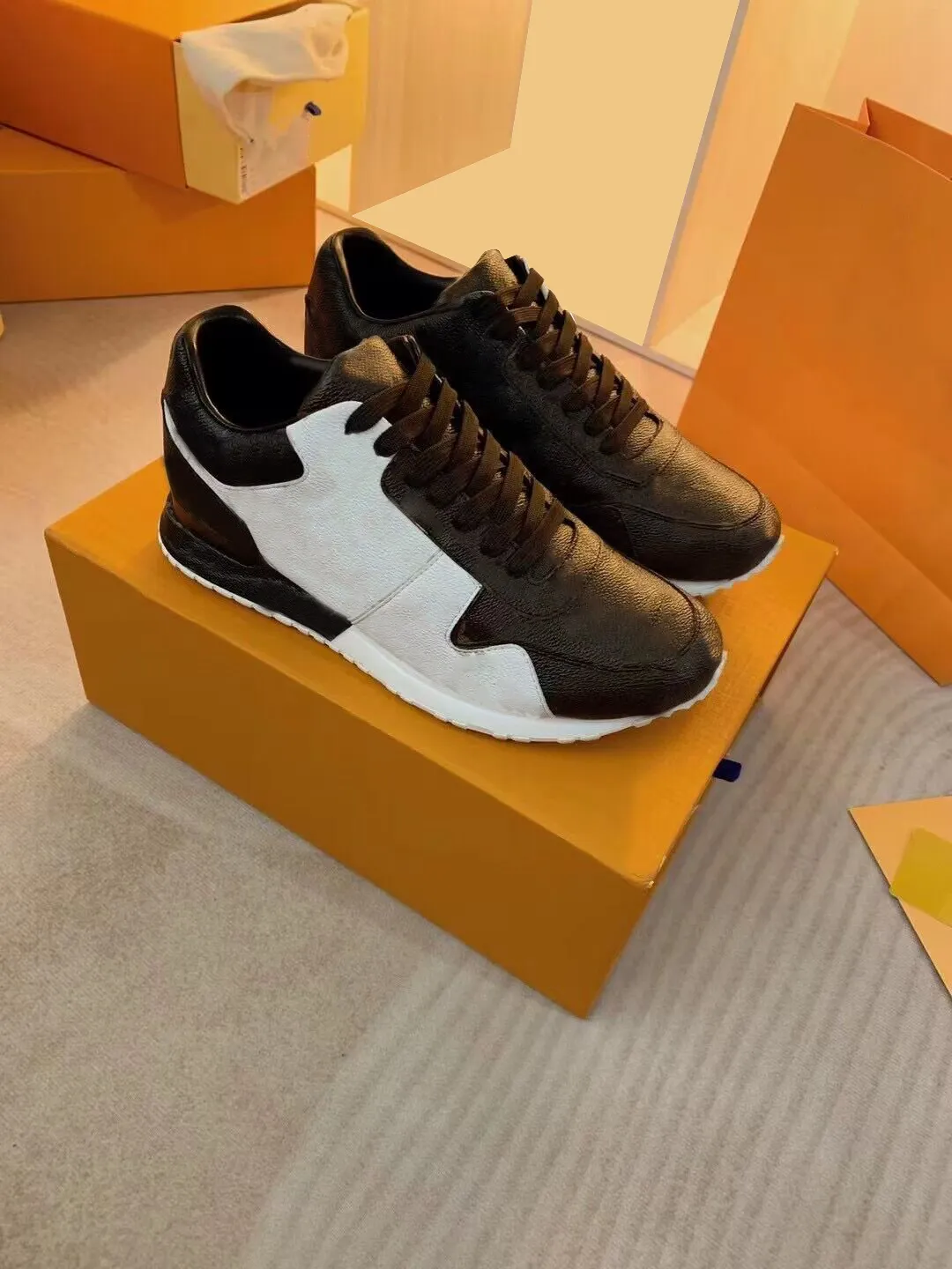 Chaussure luxe pas cher sale