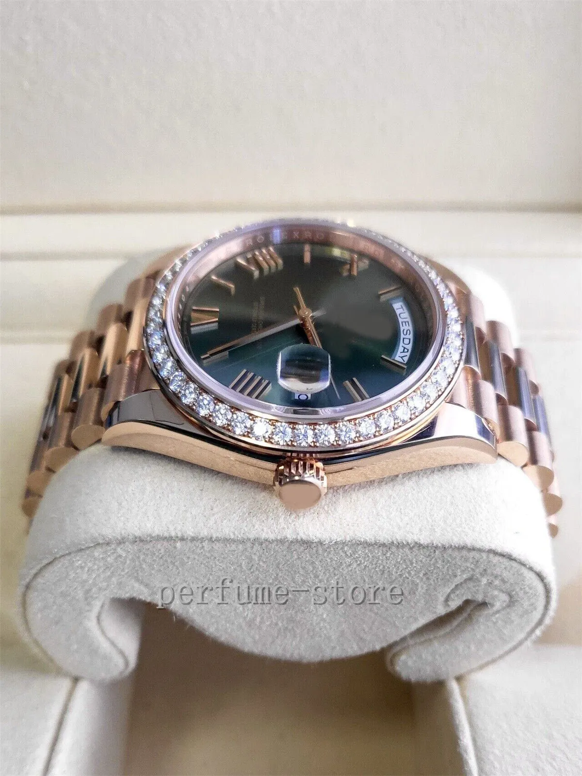 Lyxarmbandsur Automatisk 2023 QC-MÄRKE Rose Gold | Olive 'jubileum' | 228345RBR | 2022 på den officiella hemsidan