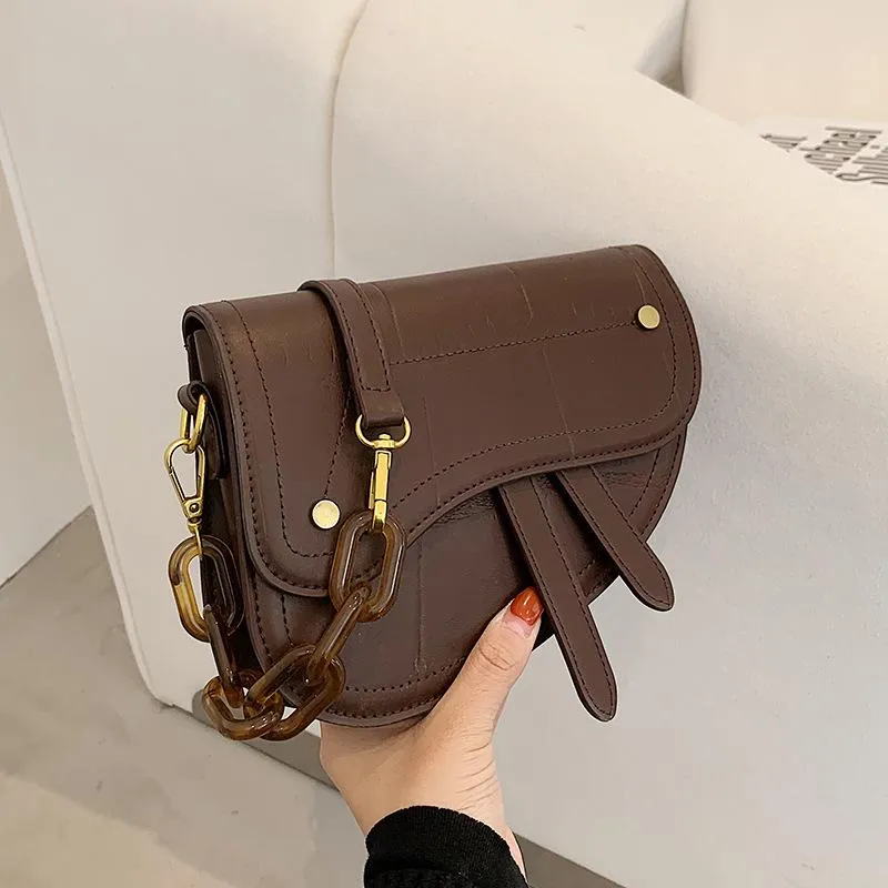 Torby w talii francuska nisza retro 2023 Autumn and Winter modna dzika netto celebrytka moda pojedyncze ramię Crossbody