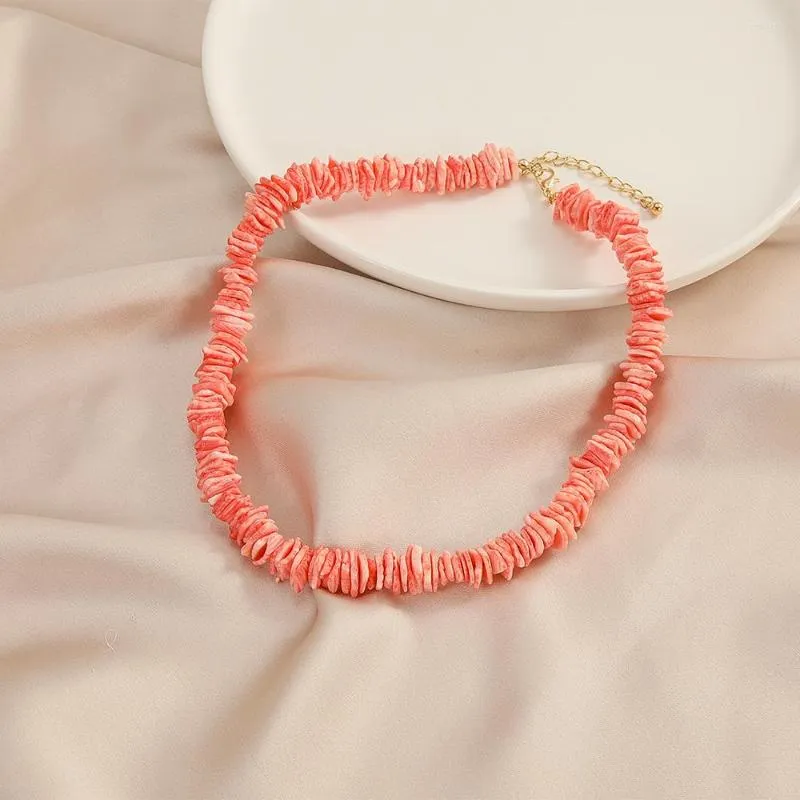 Choker Bohemian Sweet in Colorful Shell Bead Halsband för kvinnor handgjorda krage kvinnliga smycken