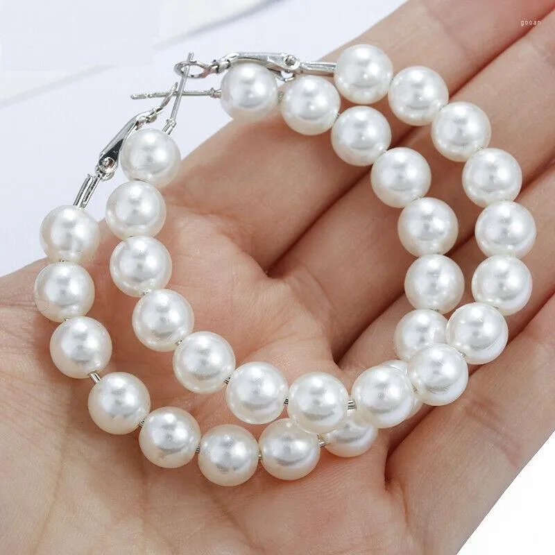 Boucles d'oreilles créoles 1 paire de perles blanches élégantes pour femmes, anneaux d'oreille surdimensionnés en cercle de perles