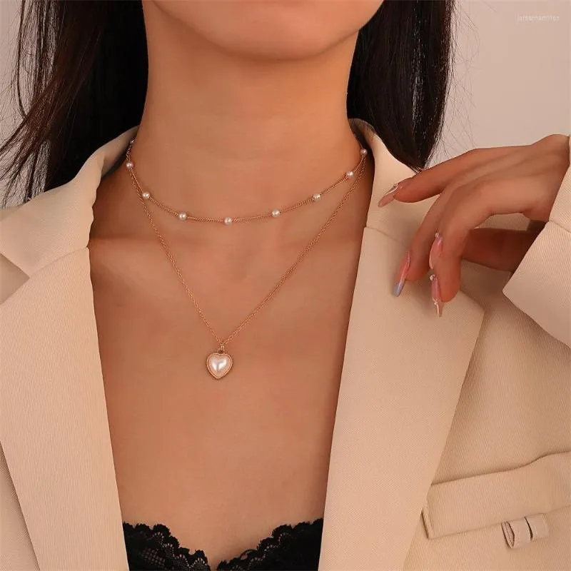 Collares colgantes Vintage Color dorado Collar de gargantilla multinivel para mujer Moda Boho Geometría Faux Pearl Chain Heart Jewelry Regalo