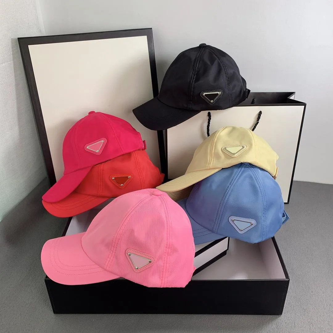 デザイナープラッド野球帽Luxurys野球帽ソリッドカラーレター舌帽子サイドスポーツ気質