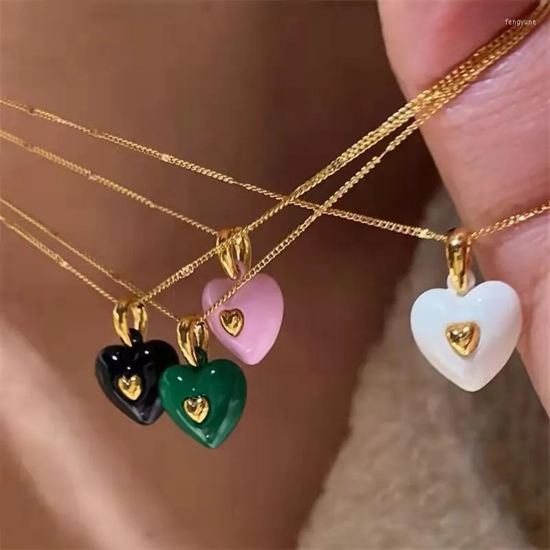 Naszyjniki wiszące vintage prosty olej olej emalia kolorowy miłość geometryczny dławik dla kobiet łańcuch swetra biżuterii