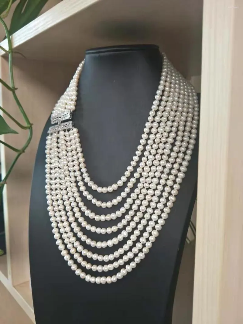 Chaînes nouées à la main 8 rangées véritables 5-6mm collier de perles d'eau douce blanches bijoux de mode faits à la main