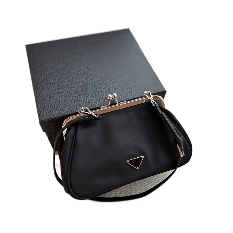 Designer v￤skor retro handv￤skor topp￥ter Edition clip v￤ska designer sporthandv￤skor b￤sts￤ljande pl￥nbok kvinnor v￤skor handv￤ska m￤rke purses r￶da skolv￤skor satchels vit v￤ska