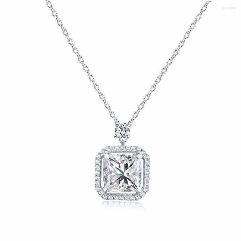 Colliers pendants multi-broches Crystal de pierre de pierre Cz synthétique Collier avec argent sterling de 8 mm 2ct