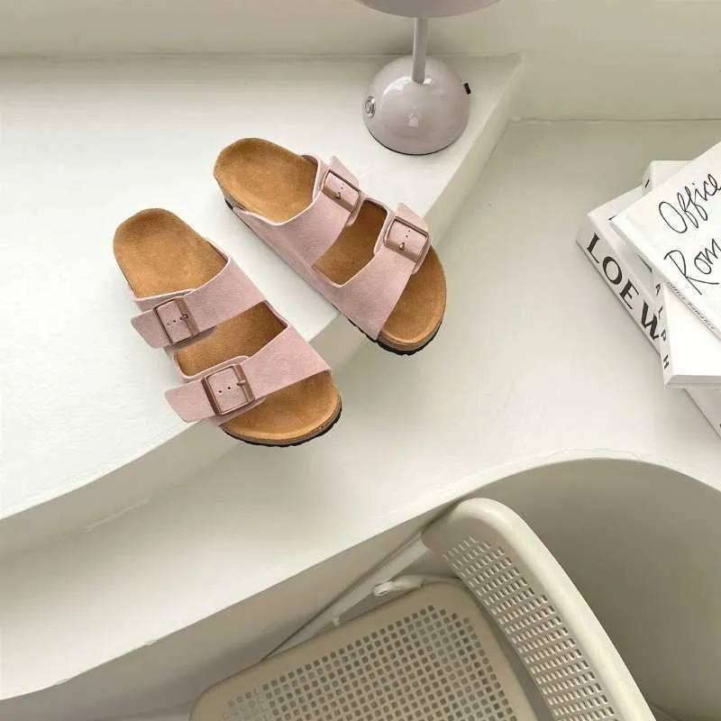 Fall 2023 Projekt Nowe sandały klamry z otwartym pod kątem podsumowania są wszechstronne z gęstymi podeszwami kobiety noszą krawędź butów