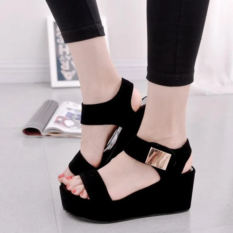 Sandálias verão mulheres mulheres cunhas plataforma moda peixe boca roma sapatos pretos brancos 230220