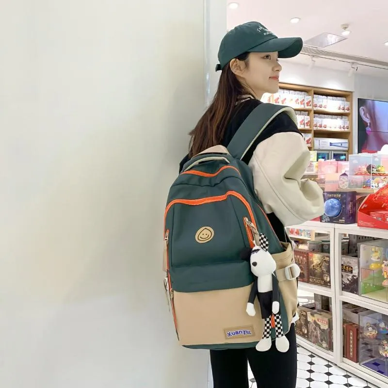 Okul çantaları omuz sırt çantası unisex gündelik düz renkli yürüyüş açık hava spor çantası büyük kapasiteli seyahat dizüstü bilgisayar sırt çantası