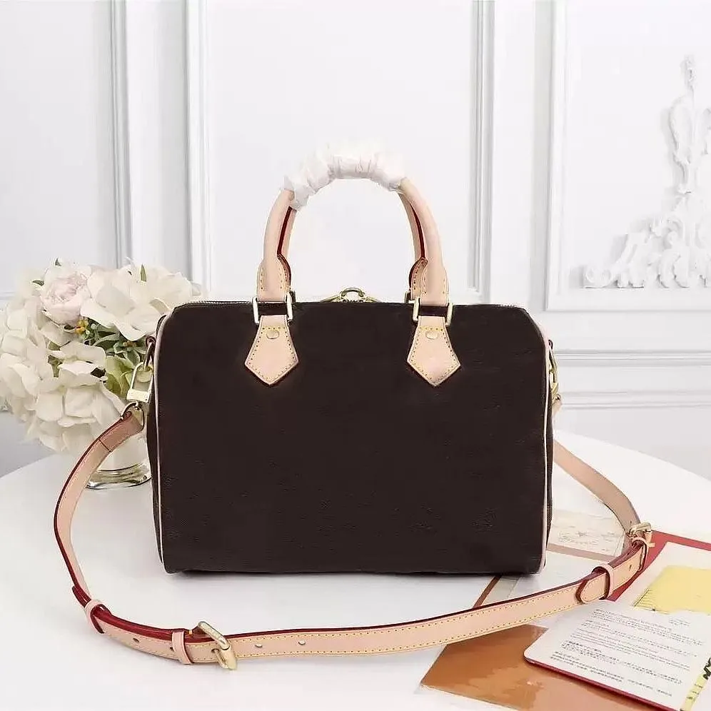 2022 Casual Fashion Travel Bag Print Flower Women Handtassen Uitverkoop Hoge Capaciteit Zakken Cartoon Bruin Kussen Schoudertassen Takken Van 23 62 DHgate