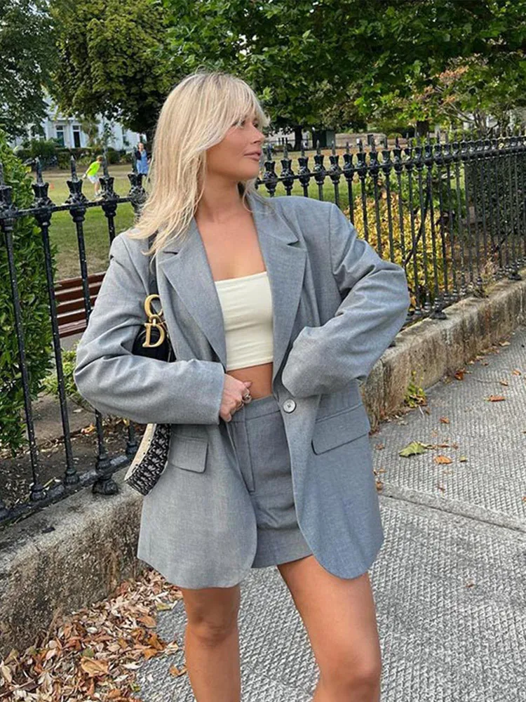 Zweiteilige Damen-Hosen, lässig, solide gesteppte Einknopf-Blazer-Shorts, zweiteiliges Set, schicker Oberbekleidungsmantel, Bürodame, schlanke Shorts, Rock, Anzug 230220