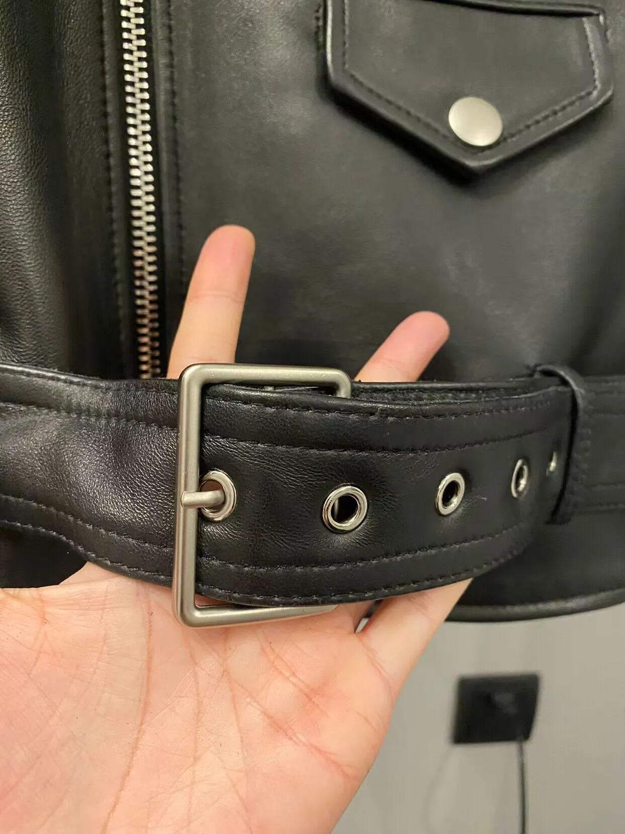 Mens Sheepskin Bomber Shearling Jacket Short Leather Bike Leather Jackets For Airforce Flight Bb Paris 2023 From Lingxu04 252.39 DHgate.Com