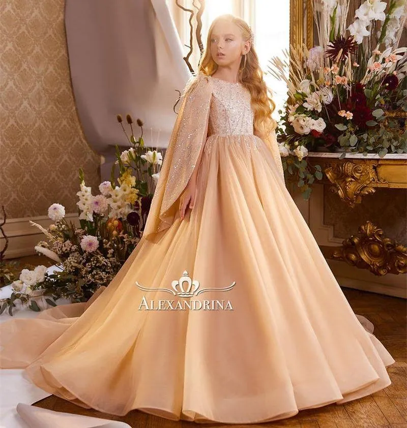 Vestidos De Nina Vestido Dorado Para Desfile De Ninas Para Poshoot Con Manga De Capa Vestidos De Fiesta De Cumpleanos Con Lentejuelas Bodas De Flores De 156 82 DHgate