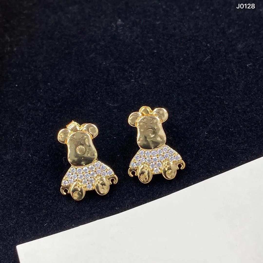 Lyxdesigner h￶gkvalitativa studs Brand Gold Butterfly Little Bear Earrings Women's Party Wedding Par Gift SMycken 925 Silver