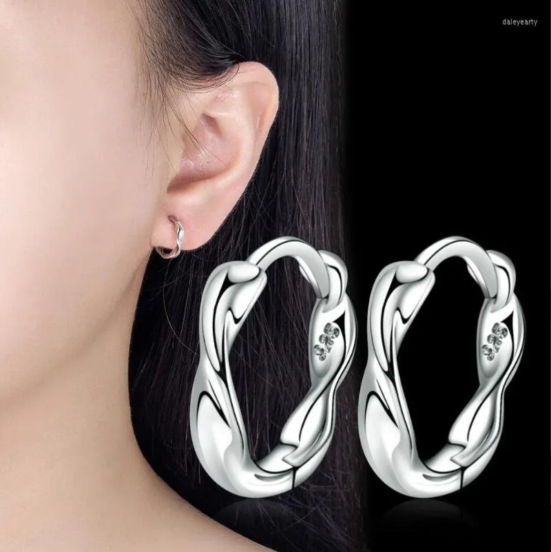 Boucles d'oreilles cerceau 2023 réel 925 en argent Sterling CZ boucle d'oreille torsion vague pour les femmes fête de mariage bijoux fins DF017