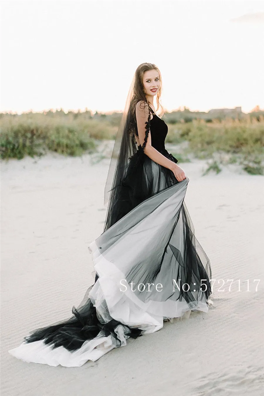 Black Velvet And Tulle Gothic Wedding Dresses With Crystals Black Velvet And Tulle Gothic Wedding Dresses With Crystals