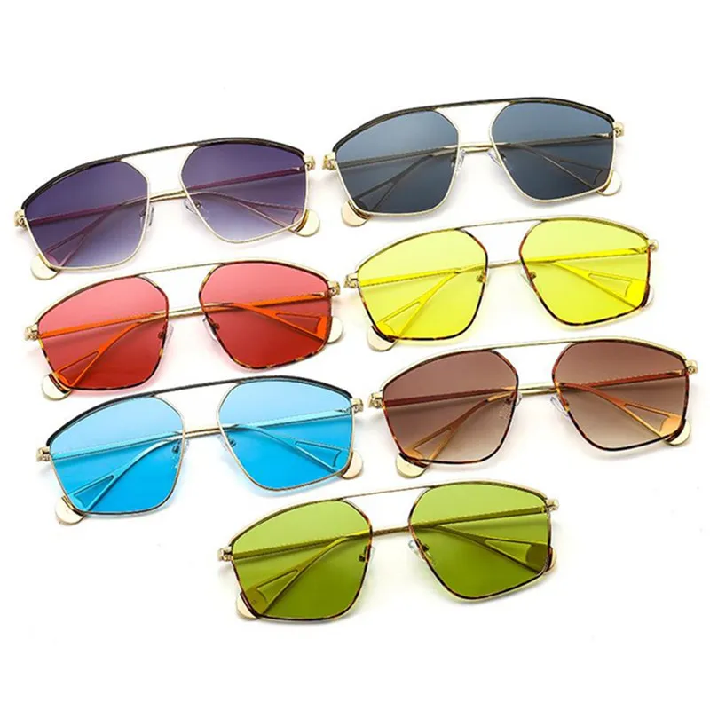 NUEVAS gafas de sol Unisex Retro Gafas de sol Gafas anti-UV Personalidad Gafas de un solo haz Cuadrado Ornamental