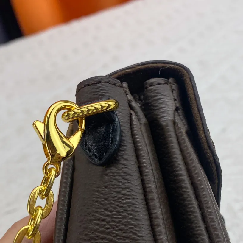 DHgate.com:2024Chic Mini Micro Metis Gold Chain Leather