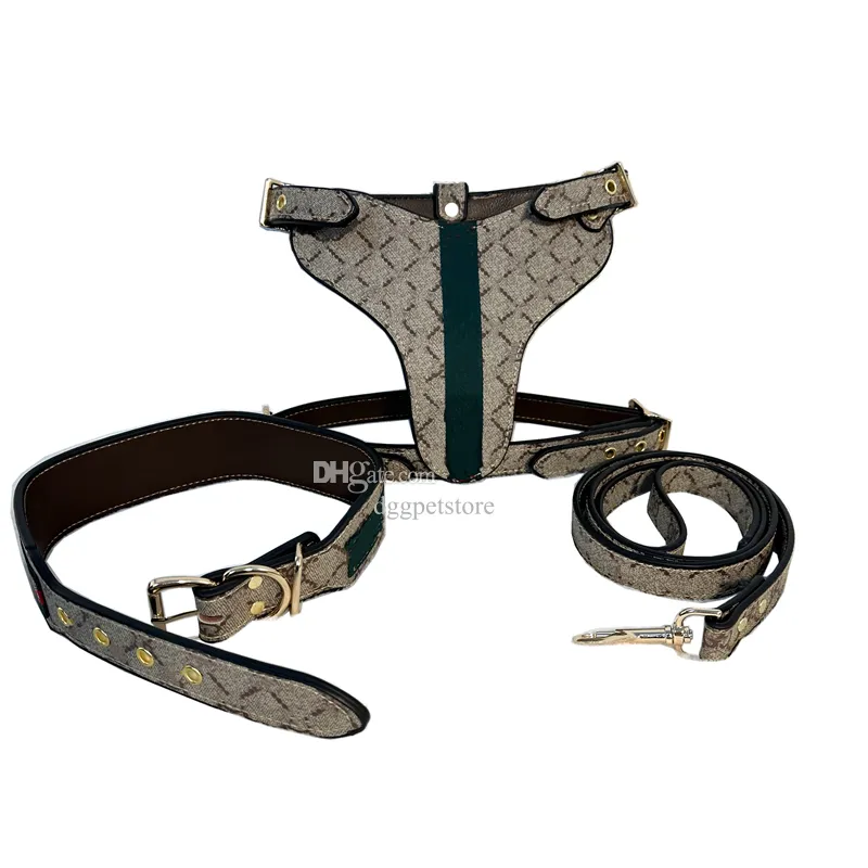 Designer Dog Harness Hållbara starka husdjurskrage med klassiskt brevmönster Läder Stor hund Harness tung väst för Boxer Pitbull Rottweiler Bull Mastiff B149