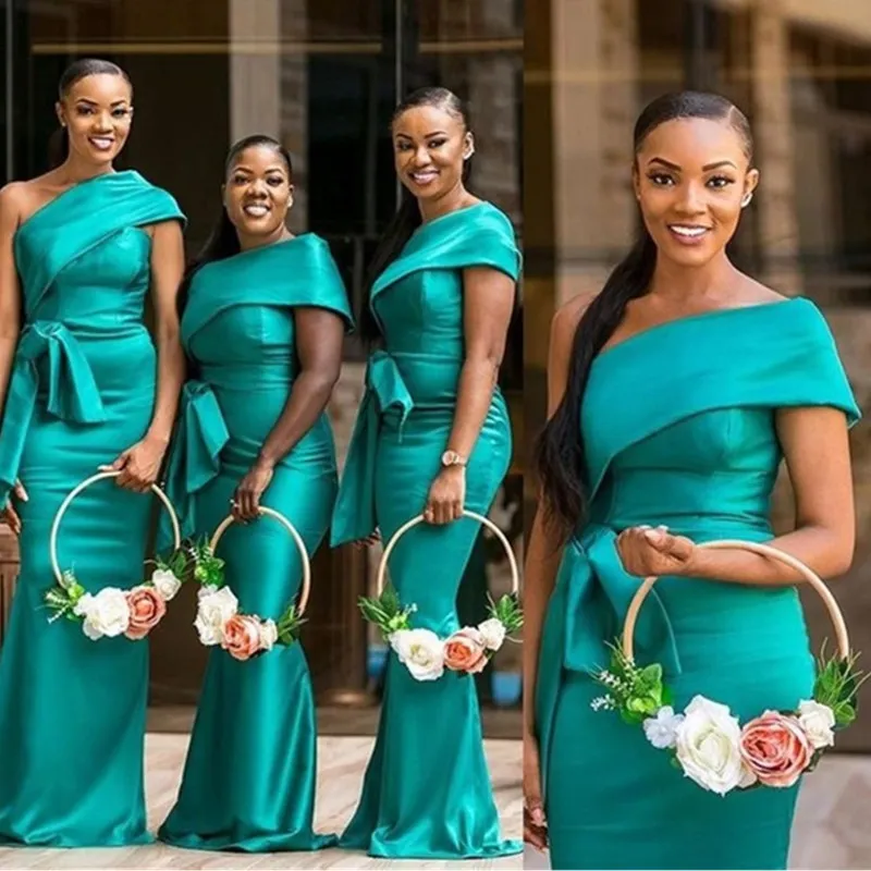 2023 Robes de demoiselle d'honneur Hunter de taille plus pour les mariages occidentaux africains élégants une épaule plissée Peplum longue demoiselle d'honneur robes