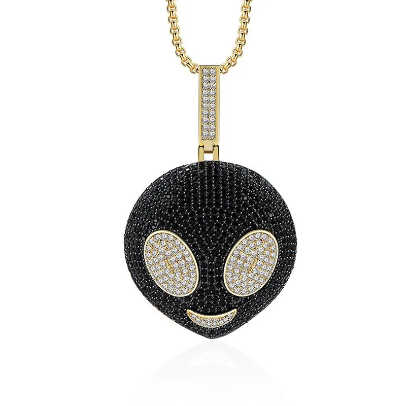 Pendentif Colliers 2023 Personnalité Mode Noir Couleur Alien Collier Cuivre Zircon Bijoux Hip Hop Wind Rap Party Cadeau