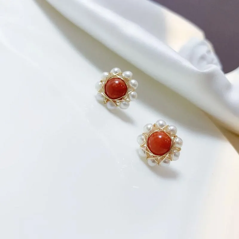 Stud -oorbellen Freshwater Pearl Studs 925 Sterling Silver Sunflower Red Agate voor vrouwenstud