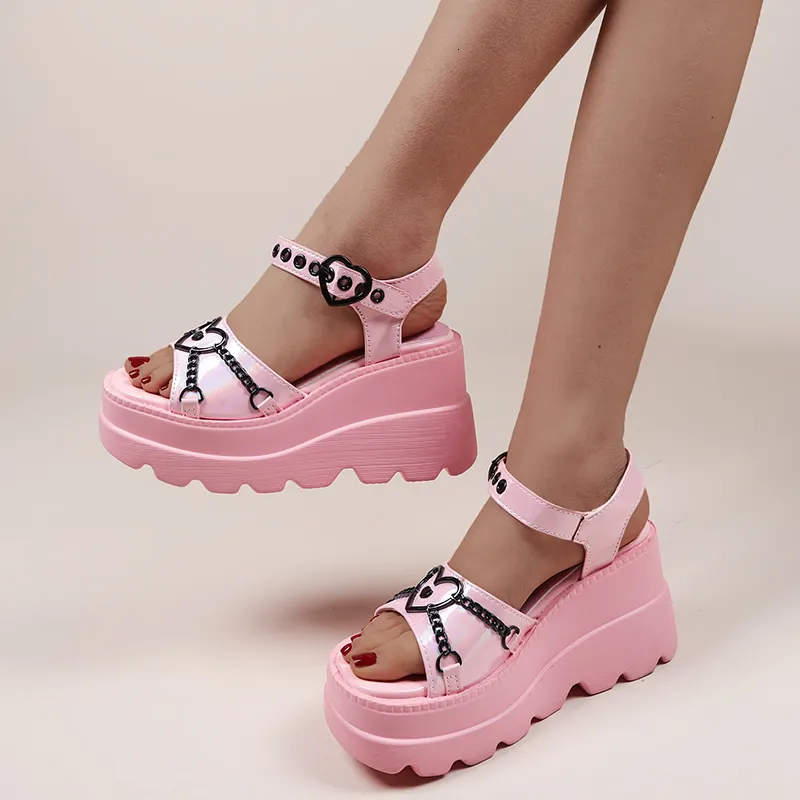 Сандалии лето милый розовый клин женщин готическая пряжка коренастая платформа панк толстый нижний лолита обувь плюс размер 230220