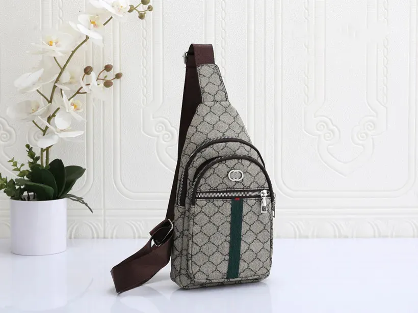 tas pouch Gucci Men GG Guccissima Black Pouch | Tinkerlust