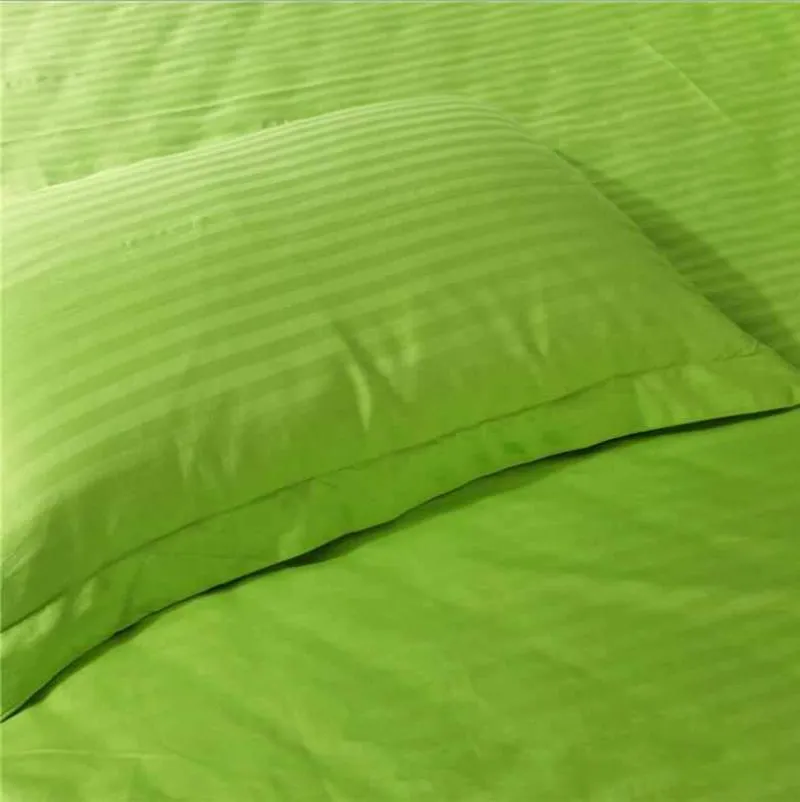 Wirecutter top silk pillowcase