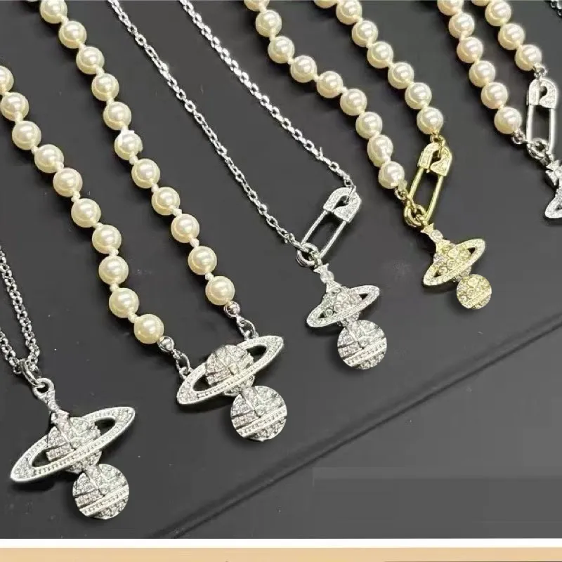 3bm2 Anhänger Halsketten Pinzircon Saturn Halskette für Damen Gold Herrenkette Exquisiter luxuriöser Planet Pin Modischer Diamant eingelegt 925 St