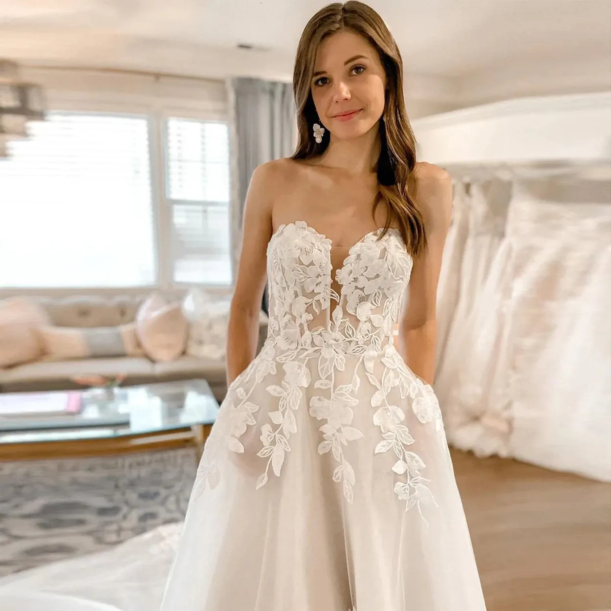 Party Dresses Elegant Strapless Tulle Wedding Dress 2023 Princess Sweetheart Lace A Line Bridal Gown Illusion Appliques Bohemian Bride 230221
