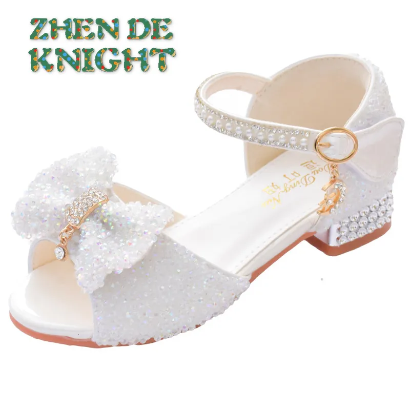 Sandalen Kinder Sandalen Sommer Prinzessin Kristall Schuhe Mädchen High Heels Mode Pailletten Mädchen Weichen Boden Performance Schuhe 230220