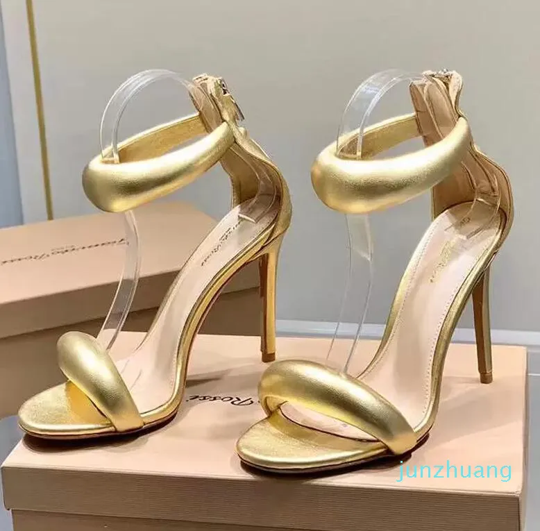 Gianvito Rossi Sandals10.5cm stiletto Heels Sandals Dress shoes heel for women summer luxury 44 Sandals black foot strap heeled Rear zipper footwear