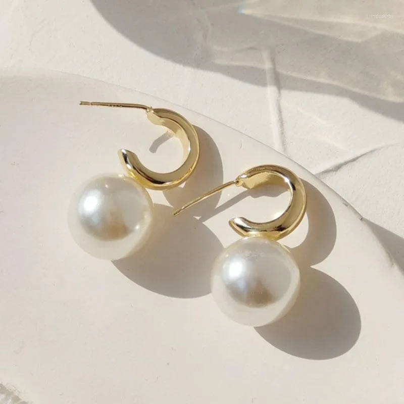 Boucles d'oreilles classiques en forme de C en cuivre et métal géométrique pour femmes, cadeau de fête de vacances, bijoux à la mode, accessoires d'oreille E122