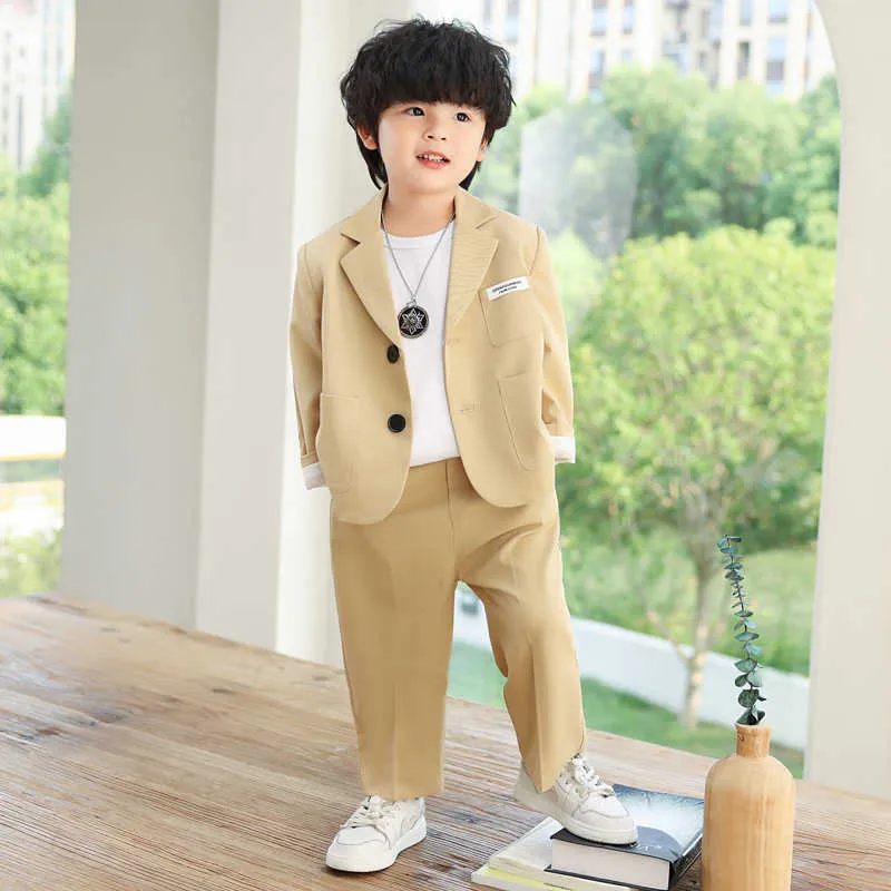 Ensembles de vêtements Ensemble de costume décontracté pour enfants Printemps et automne Garçons coréens Beau Blazer Pantalon Collier Vêtements Enfants Fête d'anniversaire Venez