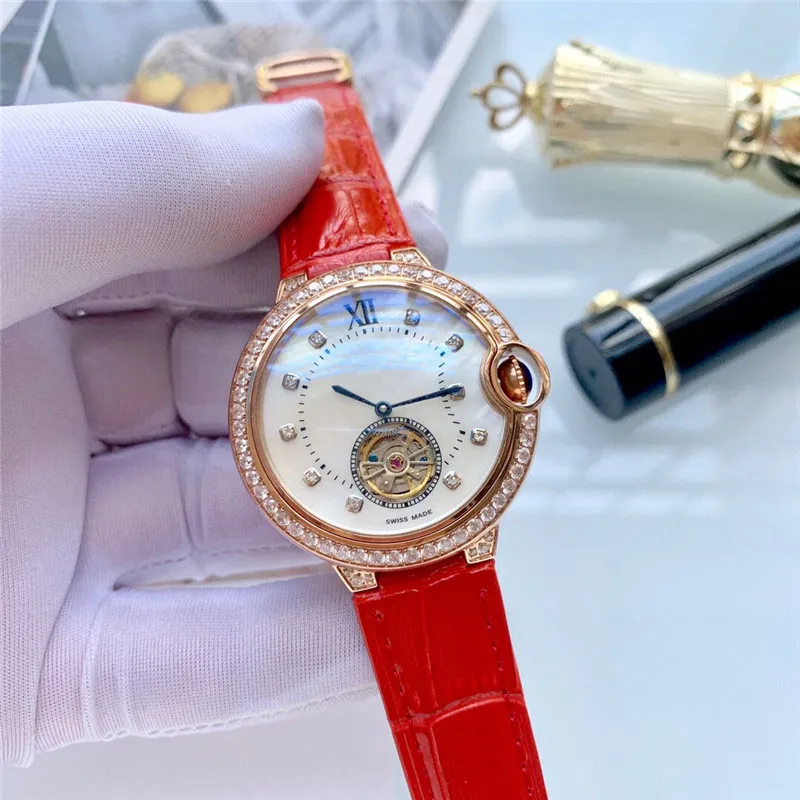 Orologio da donna di lusso con cinturino in pelle stile tempestato di diamanti 39 mm