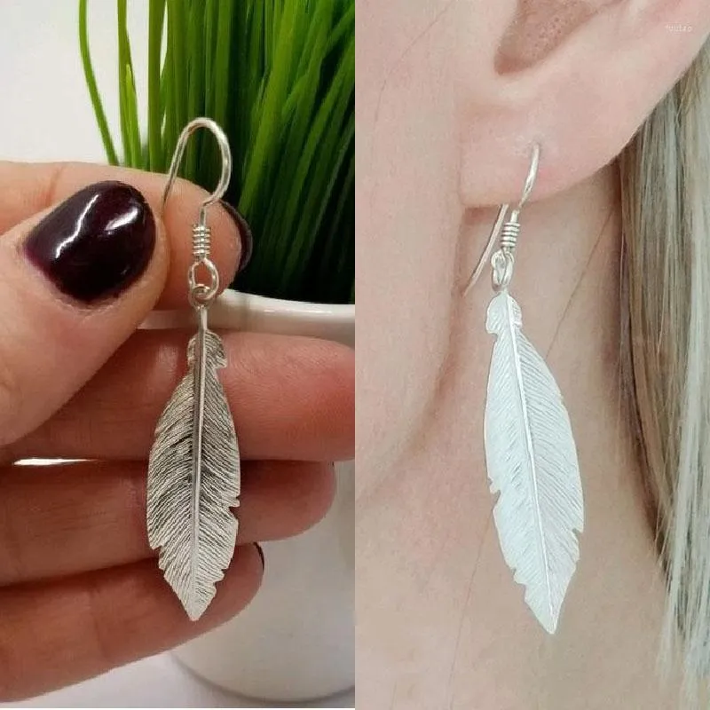 Boucles d'oreilles pendantes pour femmes, plume de feuille, Simple, couleur argent, métal gravé, bijoux d'oreille à la mode