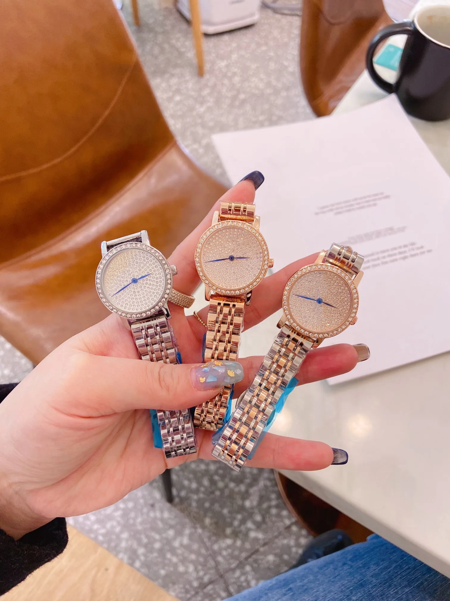 New Hot-販売メーカーダイレクト外国貿易チェーンリストスモールチェーンフルスターフルダイヤモンド女性の時計