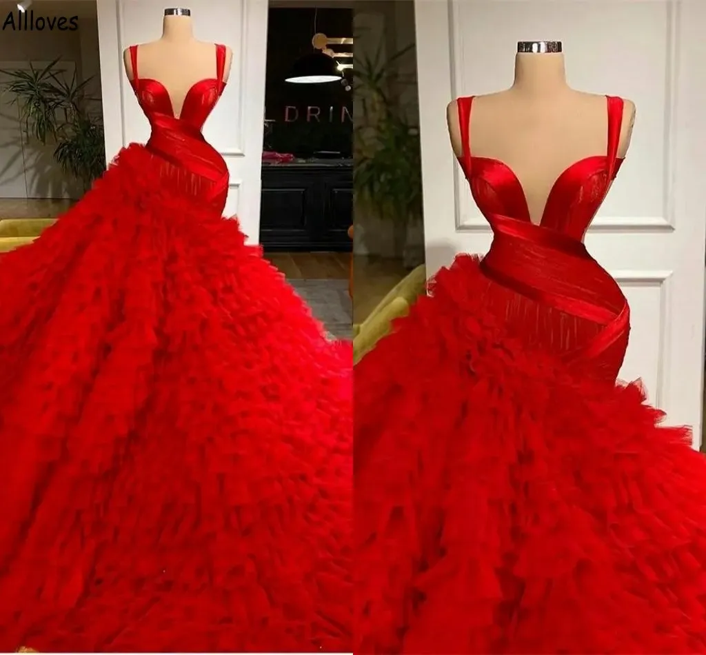 Erstaunliche rote Stufe Rüschen Rock Frauen Prom Kleider sexy Spaghetti -Träger Spezialanlass Abendkleider Dubai Arabische Türkei Mermaid Rezeption Party Kleid CL1889