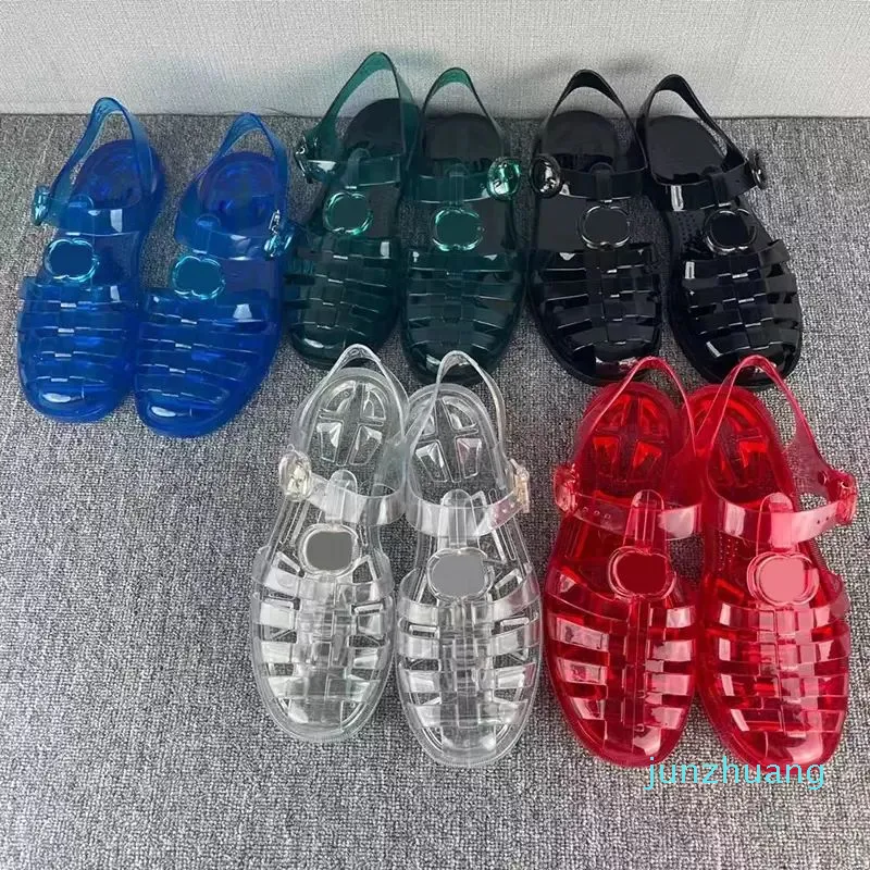 Girls hotsell trainer sandals