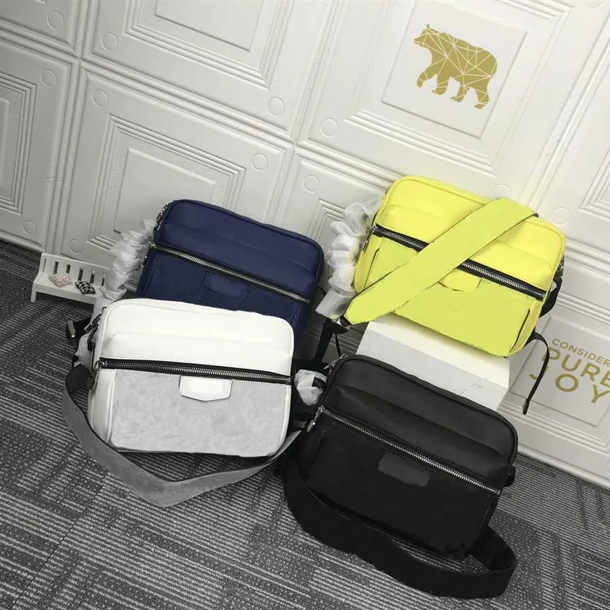 2021 Designer Marsupio Vera pelle Borse di alta qualità Famoso Mens Messenger Borsa di marca Borsa in pelle Borse a tracolla M30242199i