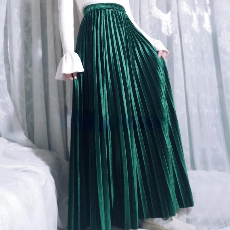 Повседневные платья Осень Зимние бархат с длинными плиссированными юбками зеленые плюшевые голеностопные голеностопные длина 230222